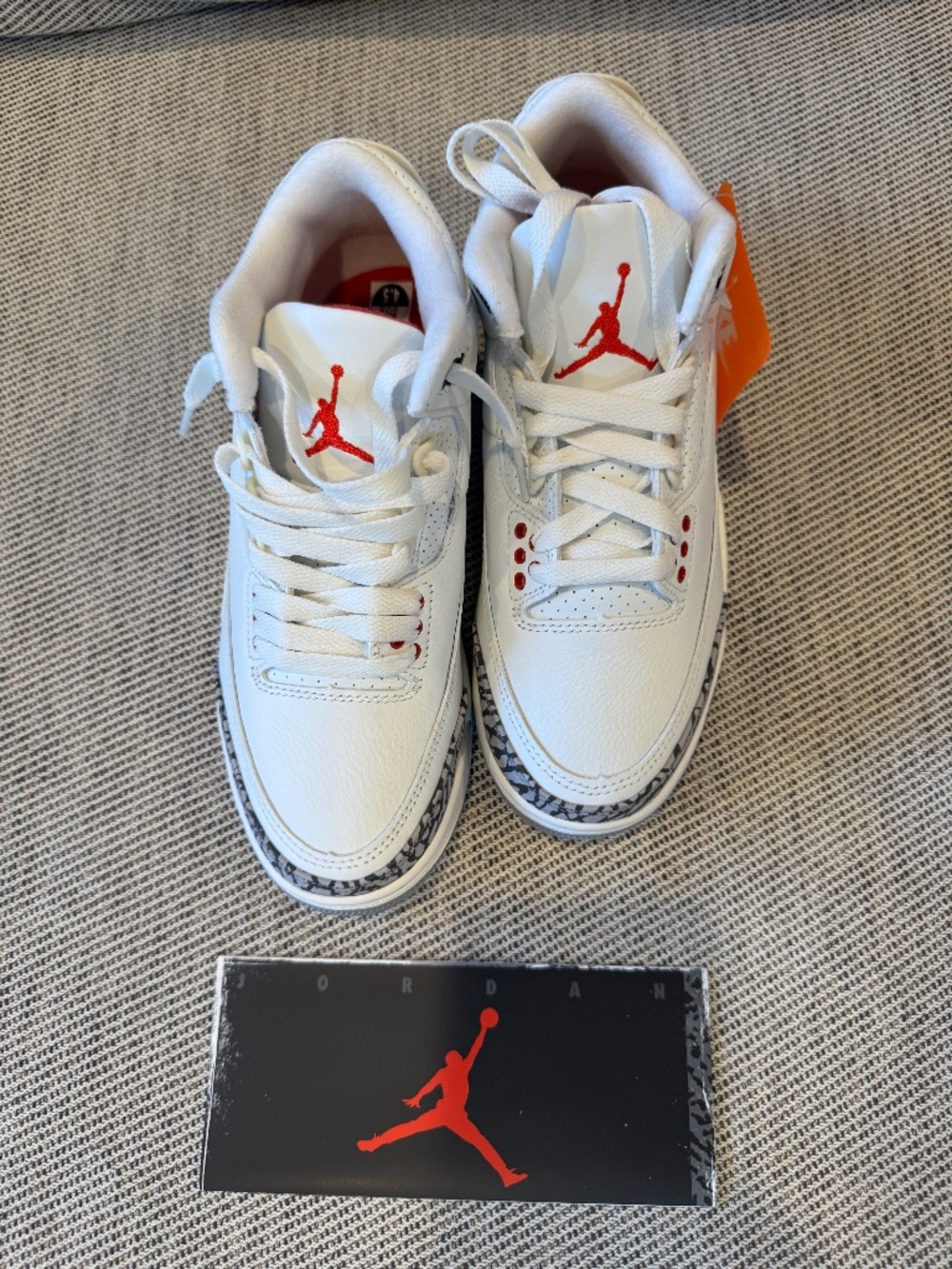 AIR JORDAN 3 RETRO
